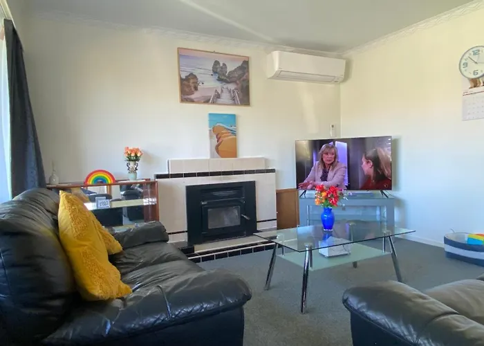3 Bedroom Home By The Reserve